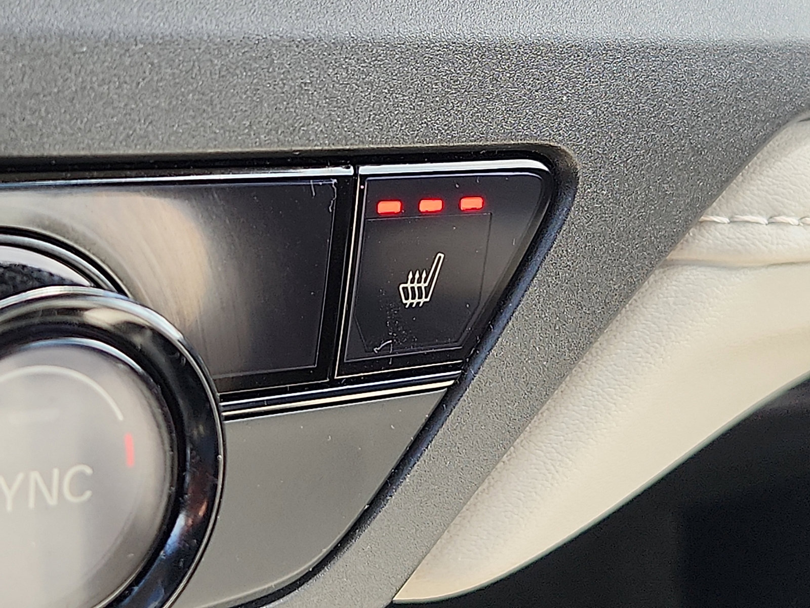 Used 2023 Honda Accord EX image 24