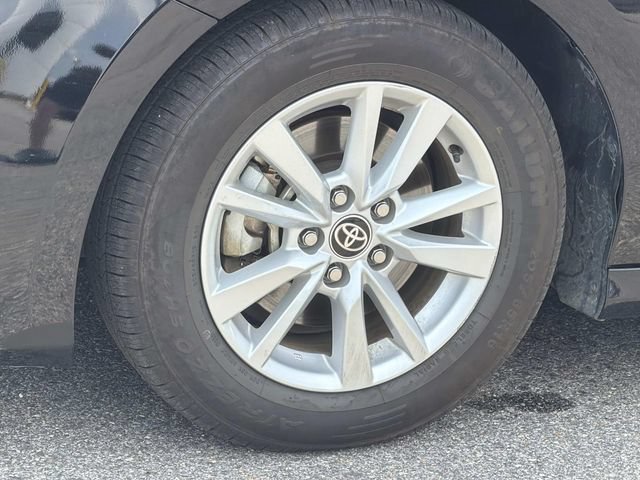 Used 2025 Toyota Camry LE FWD image 14