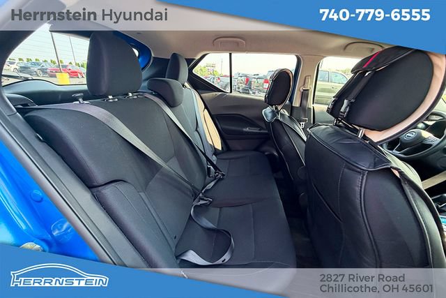 Used 2023 Nissan Kicks S FWD image 19