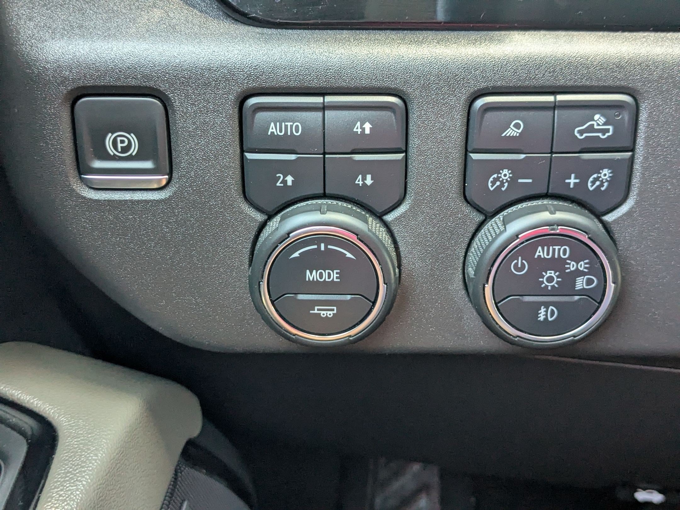 Certified 2024 Chevrolet Silverado 1500 ZR2 w/ Technology Package AWD/4WD image 20