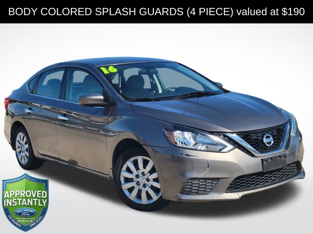 Used 2016 Nissan Sentra SV image 1