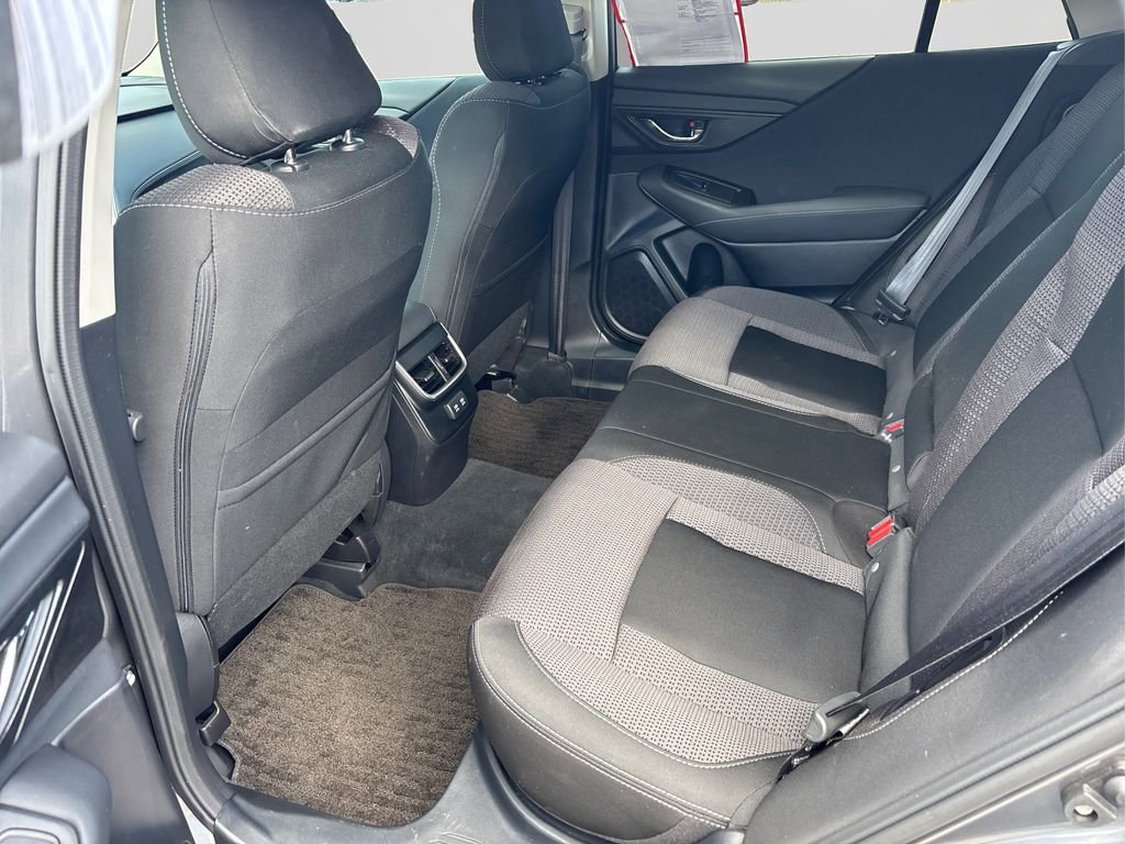 Used 2022 Subaru Outback Premium image 10