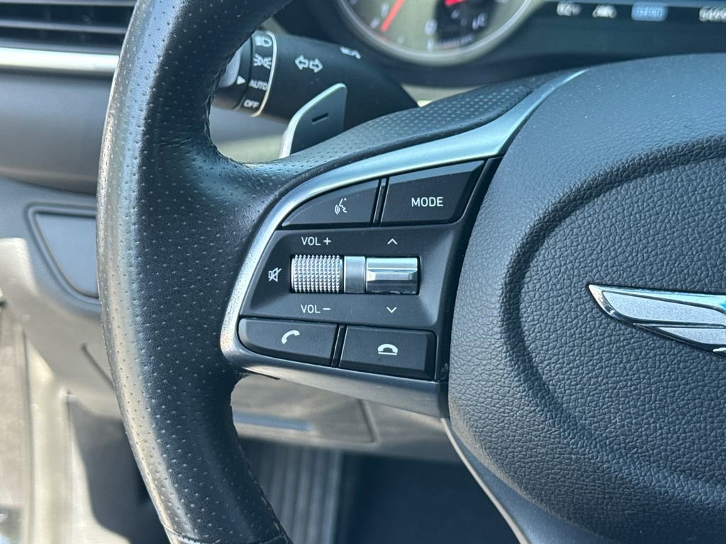 Used 2020 Genesis G70 2.0T w/ Elite Package RWD image 24