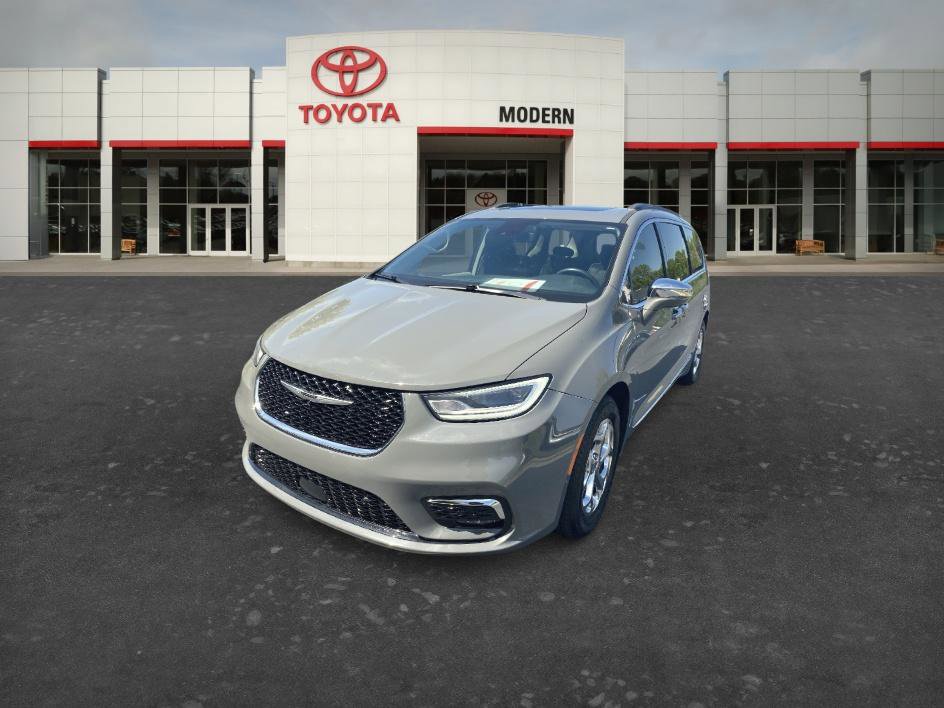 Used 2022 Chrysler Pacifica Limited