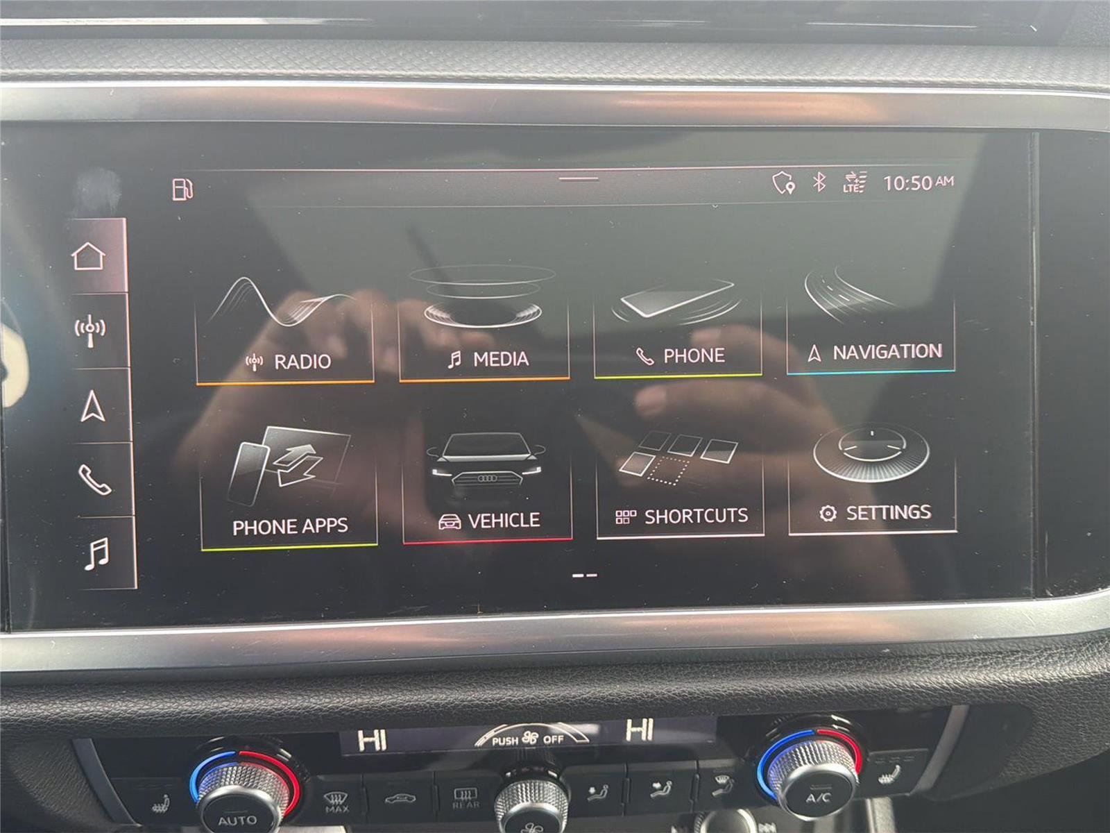 Used 2020 Audi Q3 2.0T Prestige w/ Prestige Package image 24