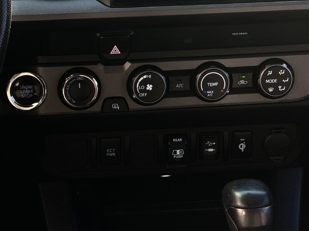 Certified 2019 Toyota Tacoma TRD Sport AWD/4WD image 18