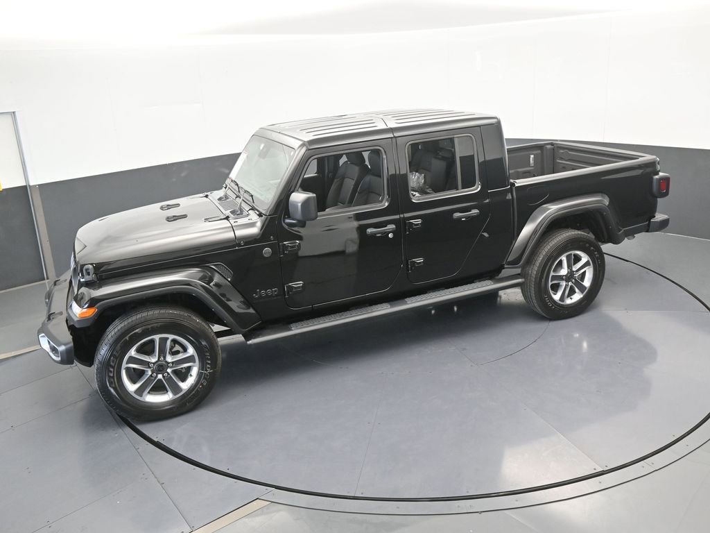 Used 2024 Jeep Gladiator Sport w/ Premium Package image 49