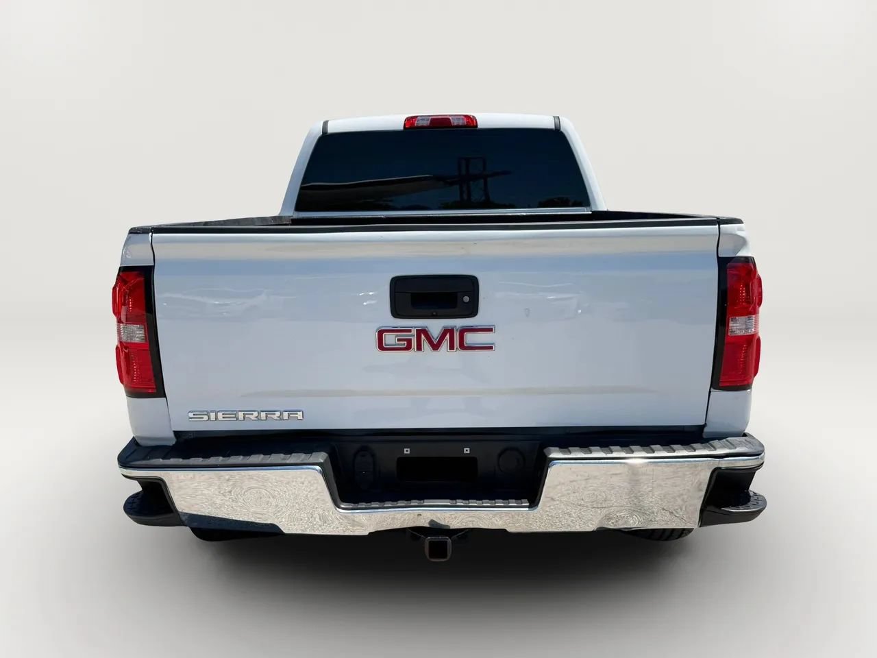 Used 2018 GMC Sierra 1500 4x4 Double Cab w/ Sierra Convenience Package image 4