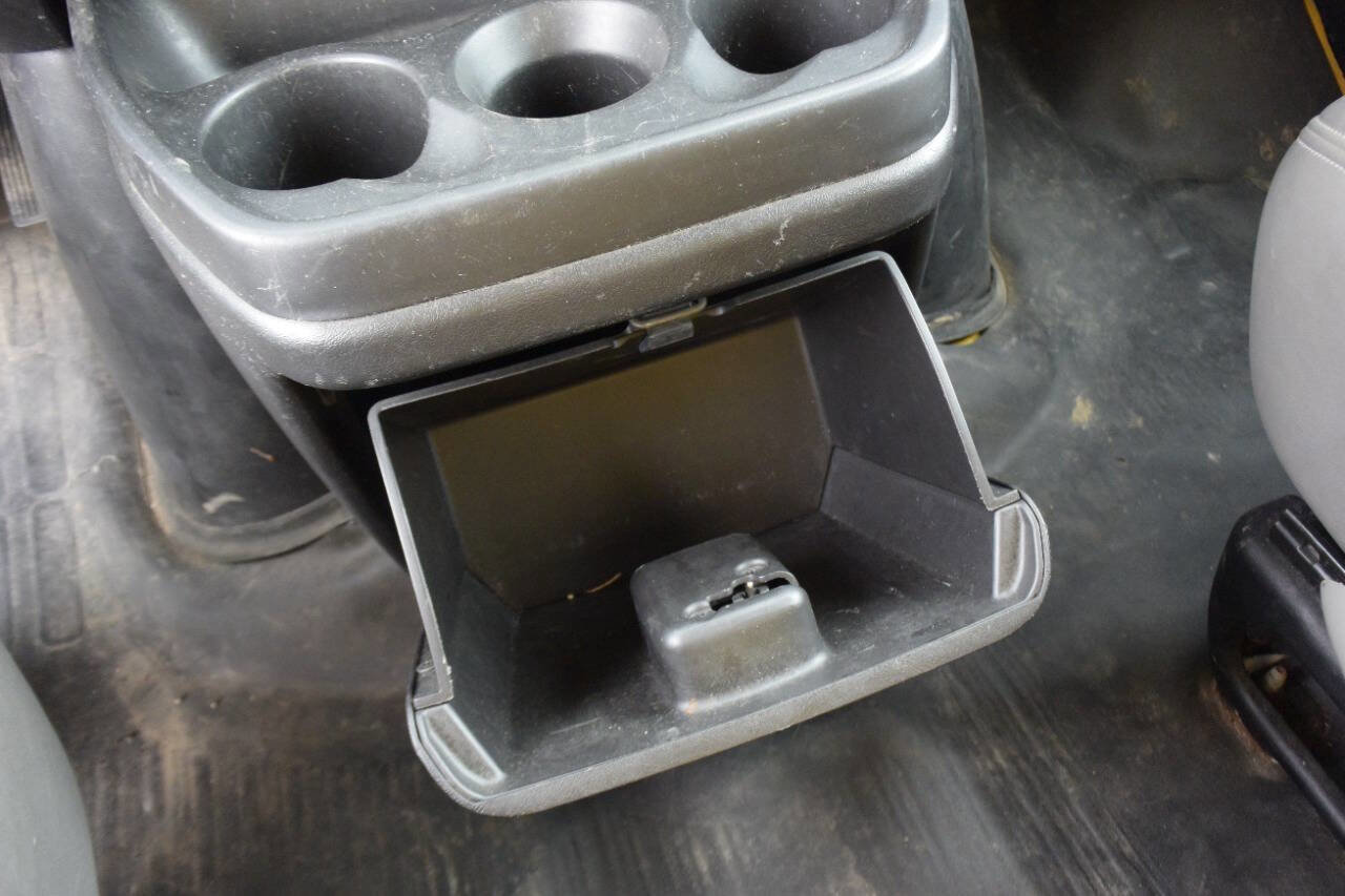 Used 2021 GMC Savana 3500 Extended w/ Power Convenience Package image 23