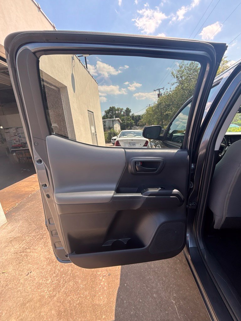 Used 2023 Toyota Tacoma SR AWD/4WD image 18