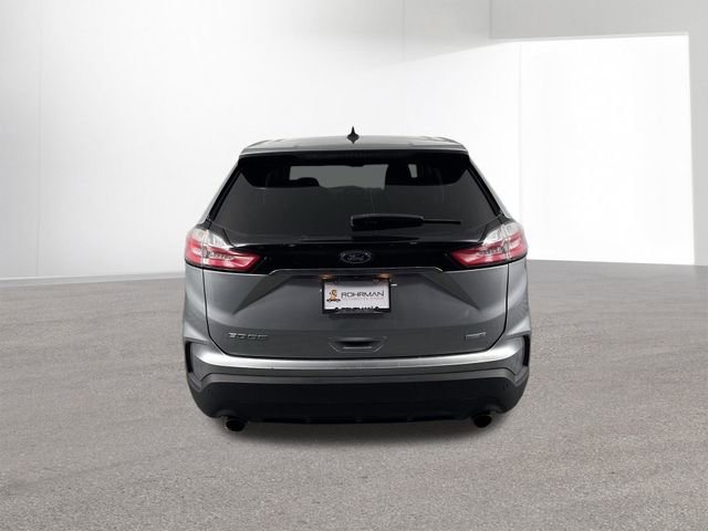 Used 2020 Ford Edge SE image 17