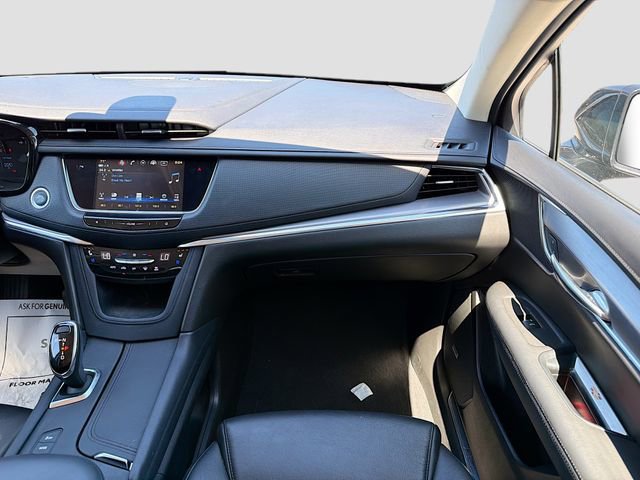 Used 2019 Cadillac XT5 Premium Luxury AWD/4WD image 19