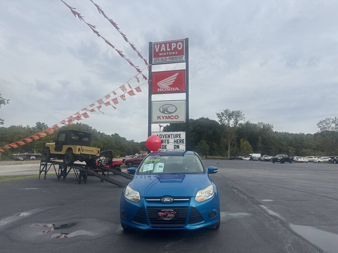 Used 2014 Ford Focus SE FWD image 3