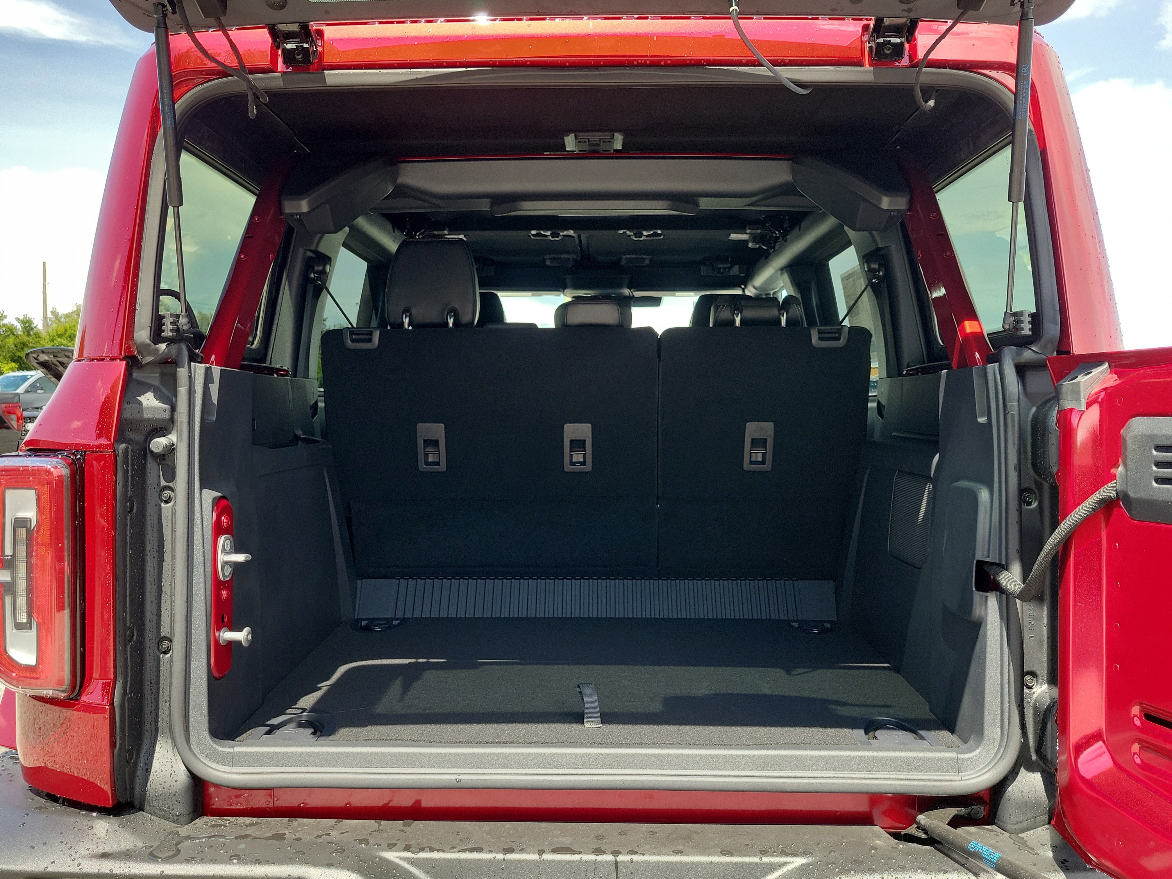 New 2026 Ford Bronco Outer Banks AWD/4WD image 10