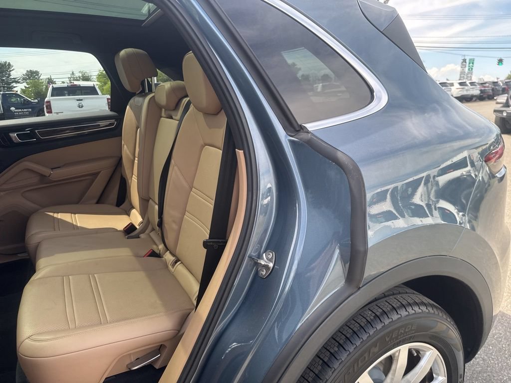 Used 2019 Porsche Cayenne S AWD/4WD image 20