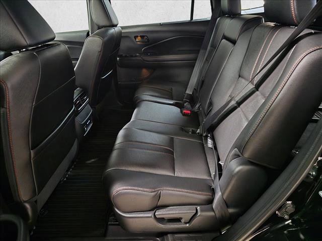 Used 2024 Honda Passport TrailSport image 12