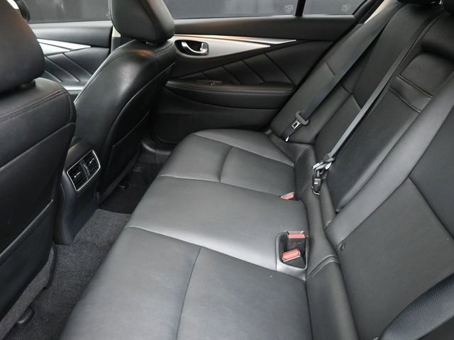 Used 2019 INFINITI Q50 Luxe w/ Essential Package (3.0T Luxe) image 18