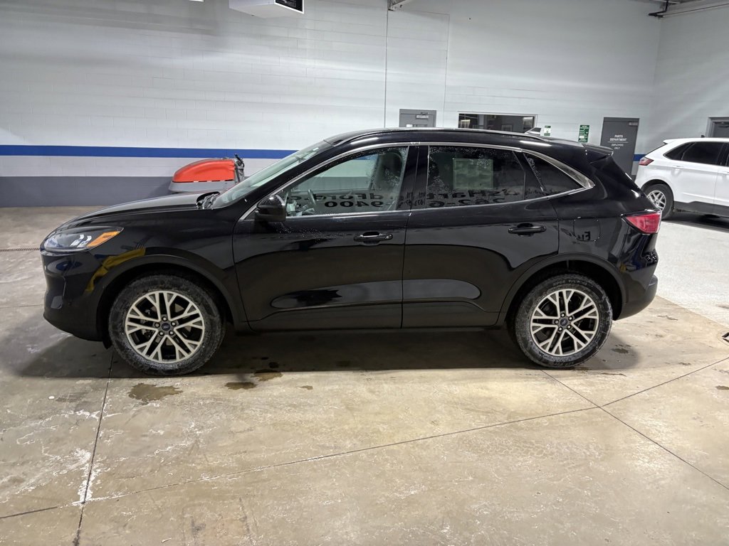 Used 2022 Ford Escape SEL w/ Technology Package image 7