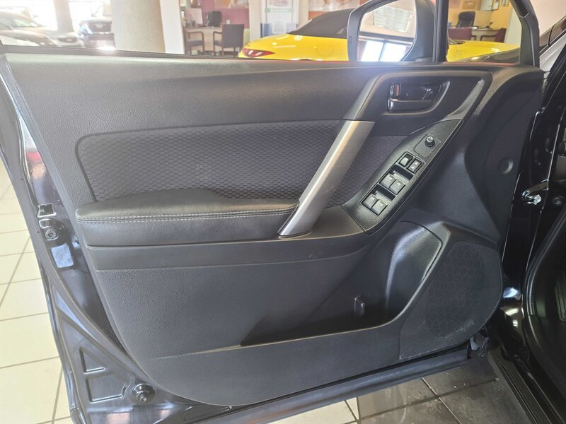Used 2018 Subaru Forester 2.5i Premium AWD/4WD image 8