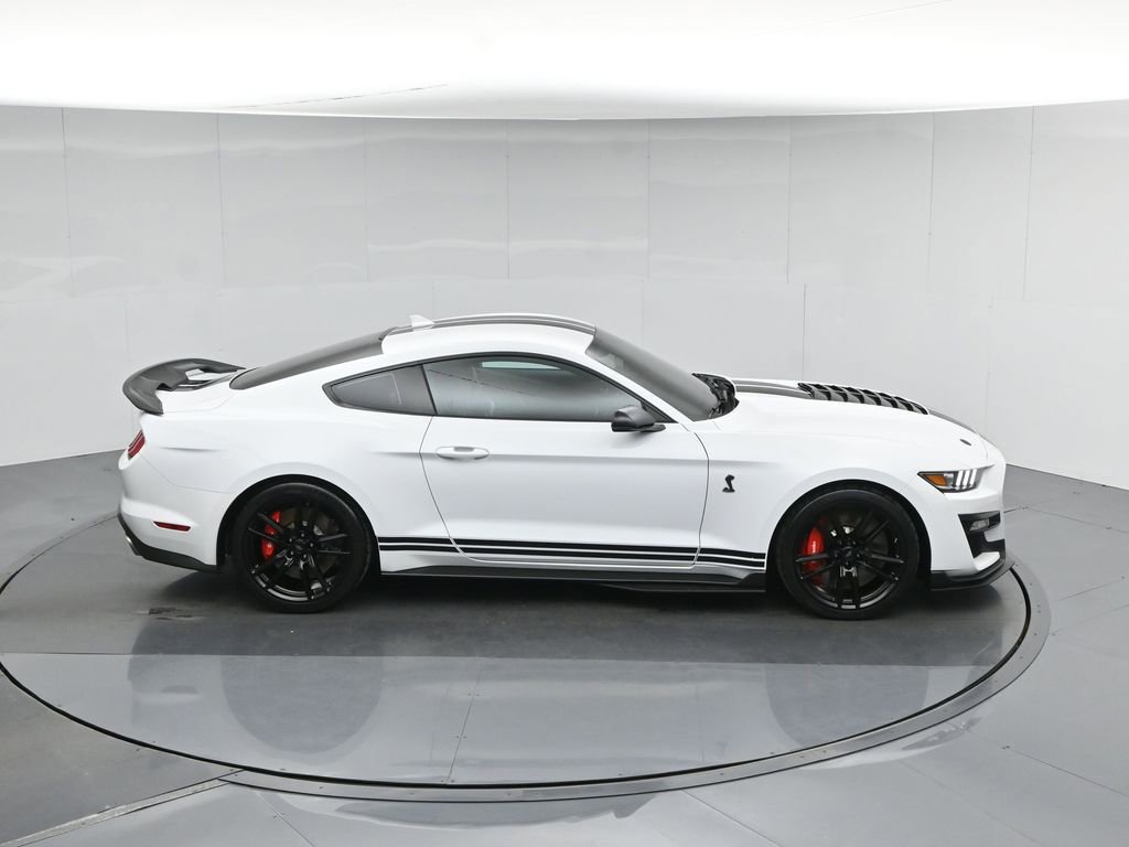 Used 2022 Ford Mustang Shelby GT500 w/ Technology Package RWD image 39