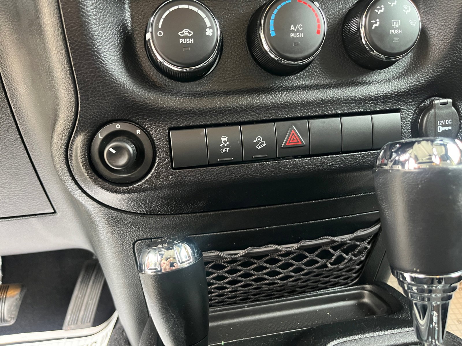 Used 2015 Jeep Wrangler Sport w/ Quick Order Package 24S image 31