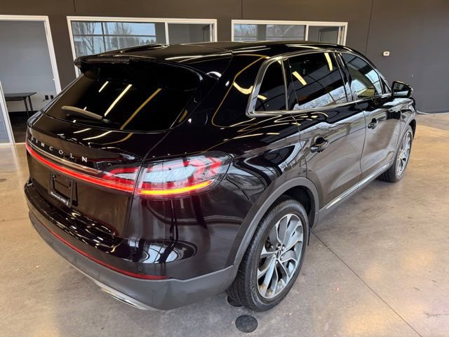 Used 2023 Lincoln Nautilus Reserve image 7