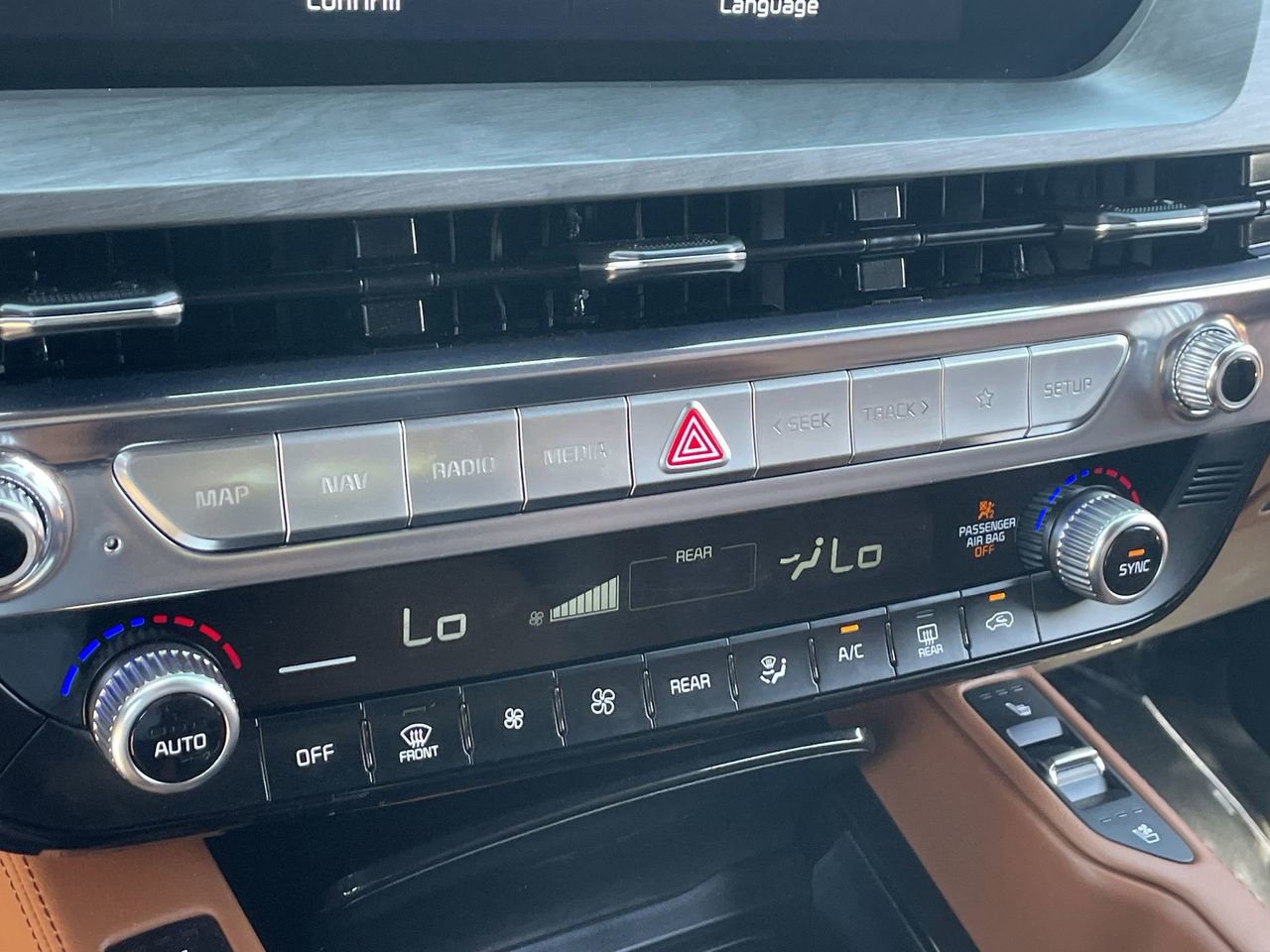 Certified 2025 Kia Telluride SX Prestige X-Line image 26