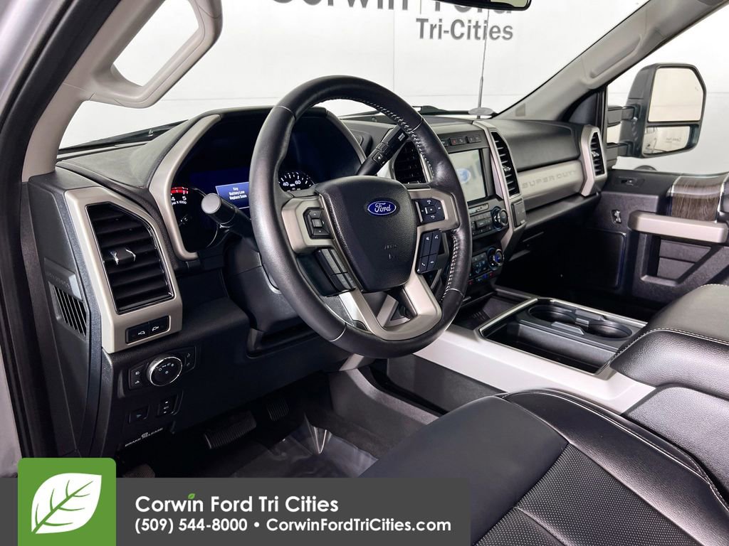 Used 2021 Ford F250 Lariat image 3