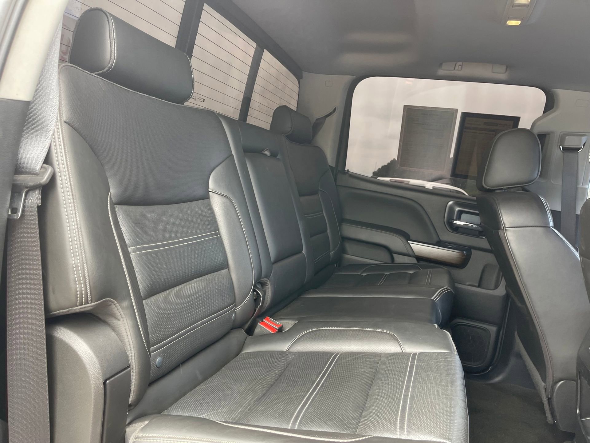 Used 2018 GMC Sierra 2500 Denali w/ Duramax Plus Package AWD/4WD image 23