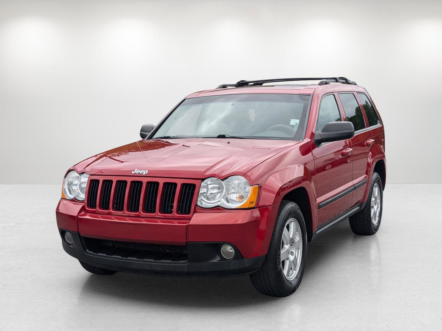 Used 2009 Jeep Grand Cherokee Laredo image 1