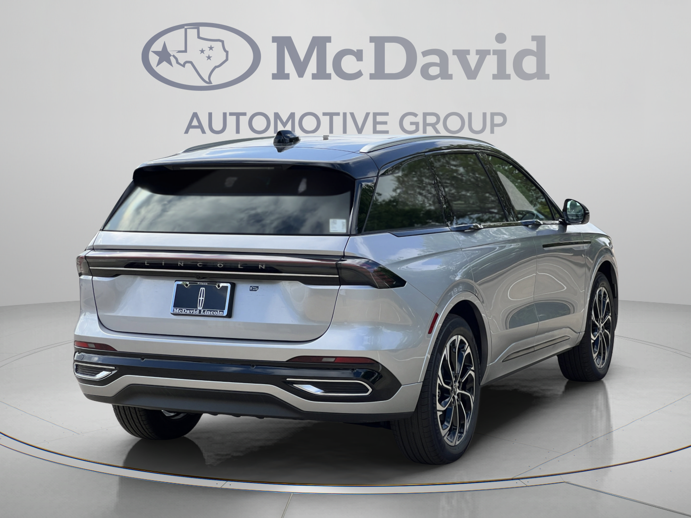 New 2026 Lincoln Nautilus Reserve AWD/4WD image 12