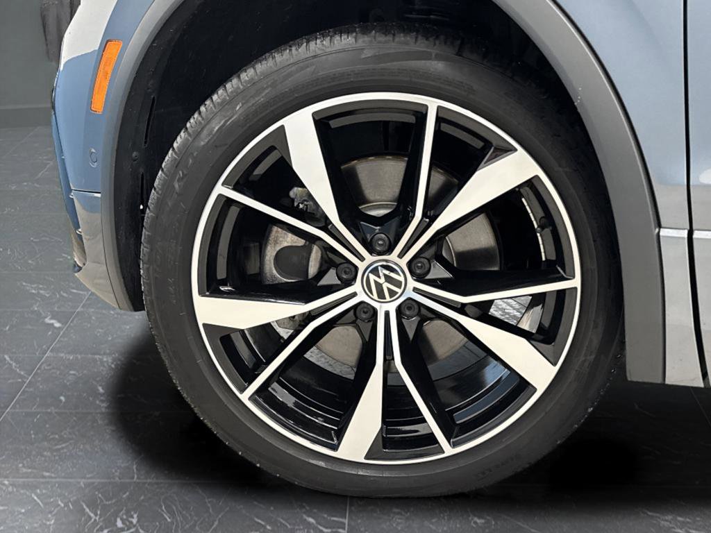 Used 2024 Volkswagen Tiguan SEL R-Line AWD/4WD image 36