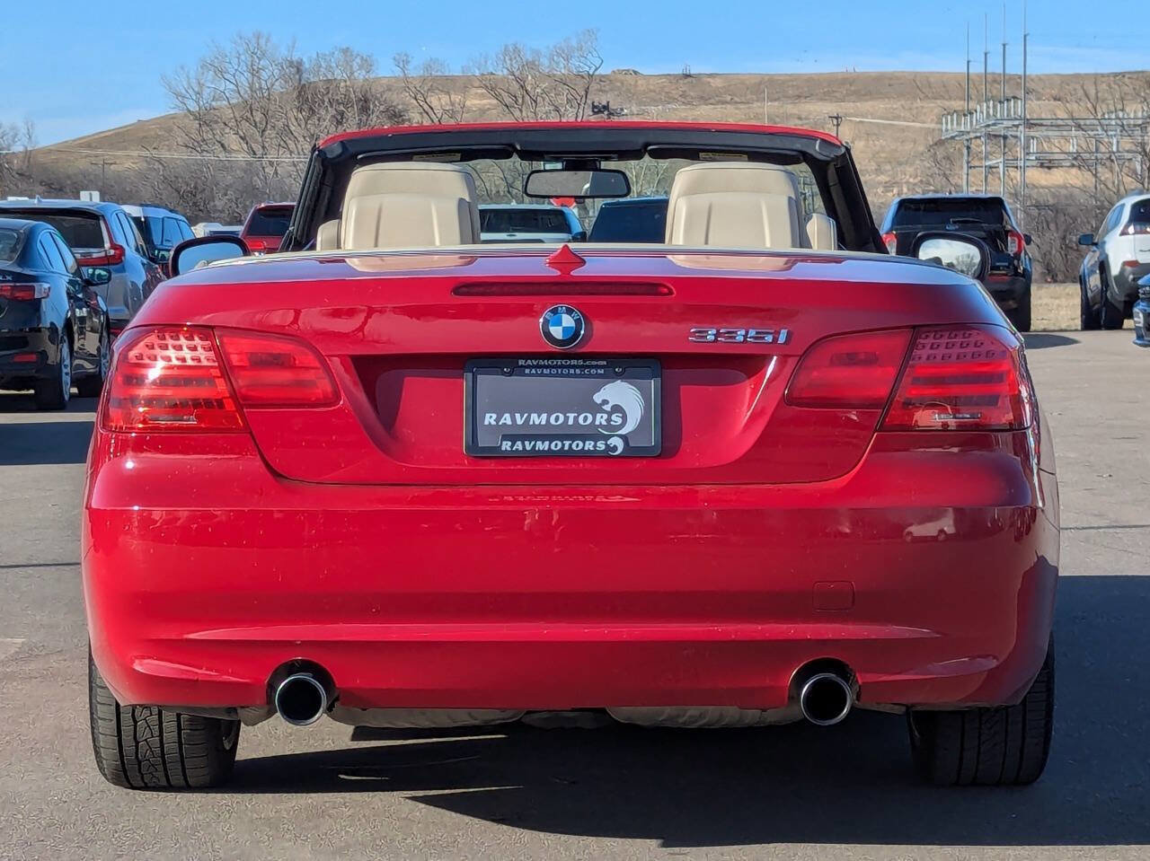 Used 2011 BMW 335i Convertible RWD image 10