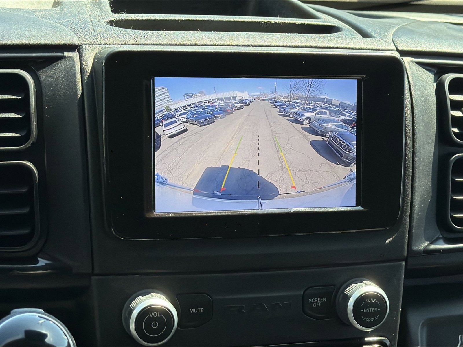 Used 2023 RAM ProMaster 2500 image 19