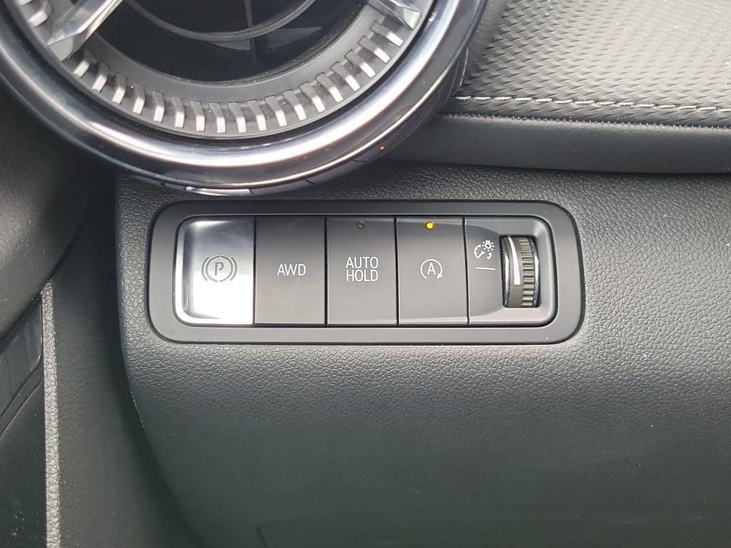 Used 2025 Chevrolet Equinox LT AWD/4WD image 17