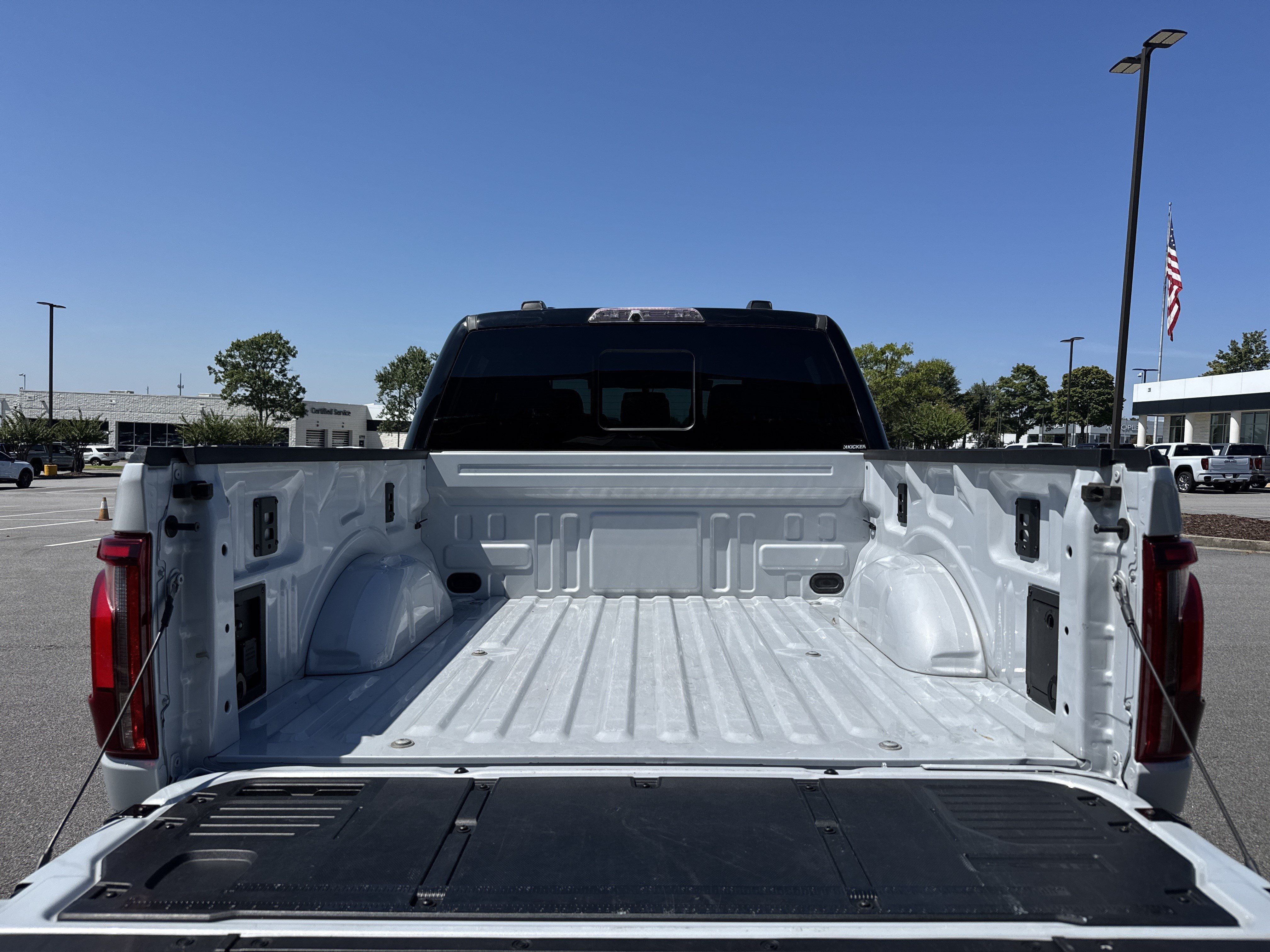 Used 2025 Ford F150 Raptor AWD/4WD image 38