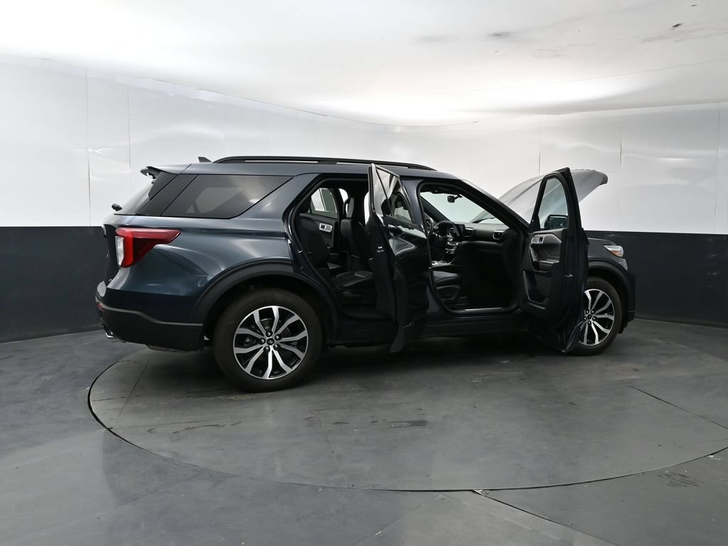Used 2023 Ford Explorer ST-Line AWD/4WD image 26