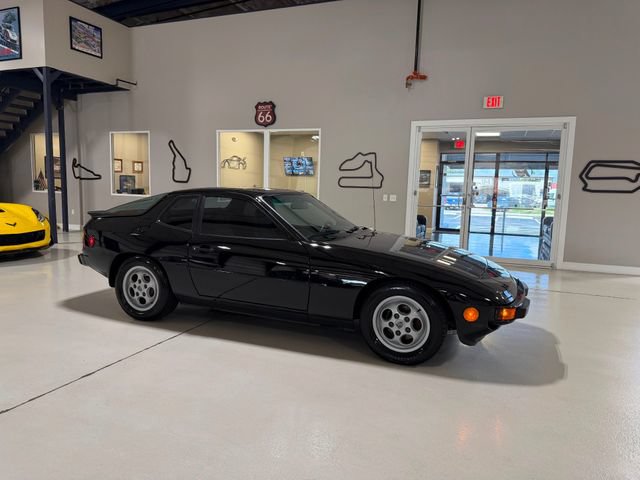 Used 1988 Porsche 924 S RWD image 52