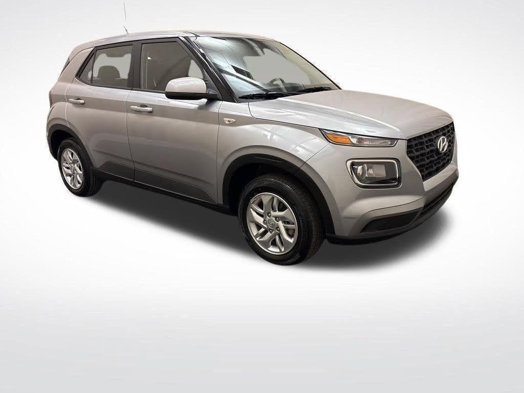 New 2026 Hyundai Venue SE FWD image 3