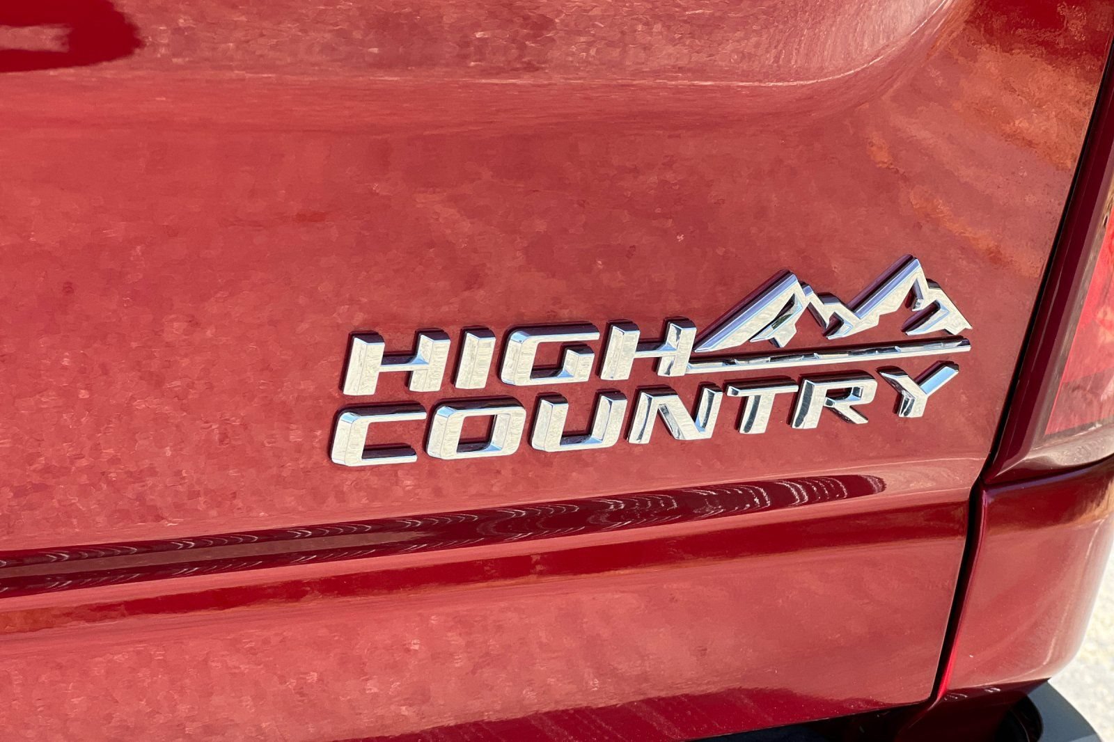 Used 2022 Chevrolet Silverado 3500 High Country w/ Safety Package II AWD/4WD image 27