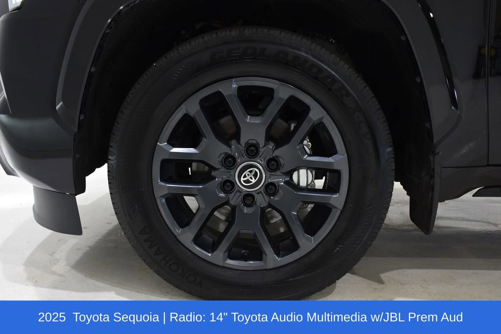 Used 2025 Toyota Sequoia Platinum AWD/4WD image 6