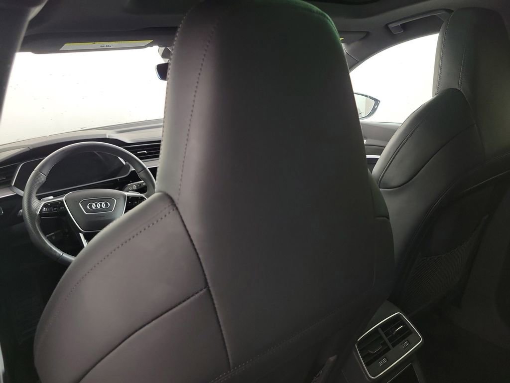 Certified 2023 Audi e-tron S Premium Plus w/ Black Optic Package AWD/4WD image 12