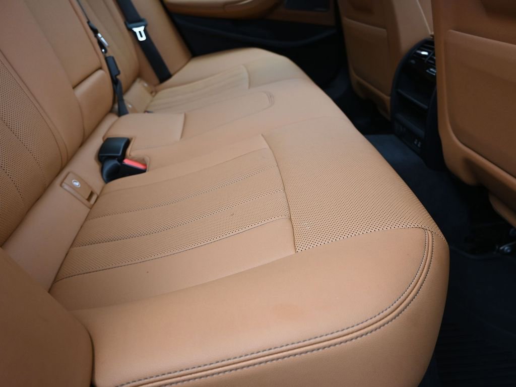 Certified 2023 BMW 530e w/ M Sport Package image 22