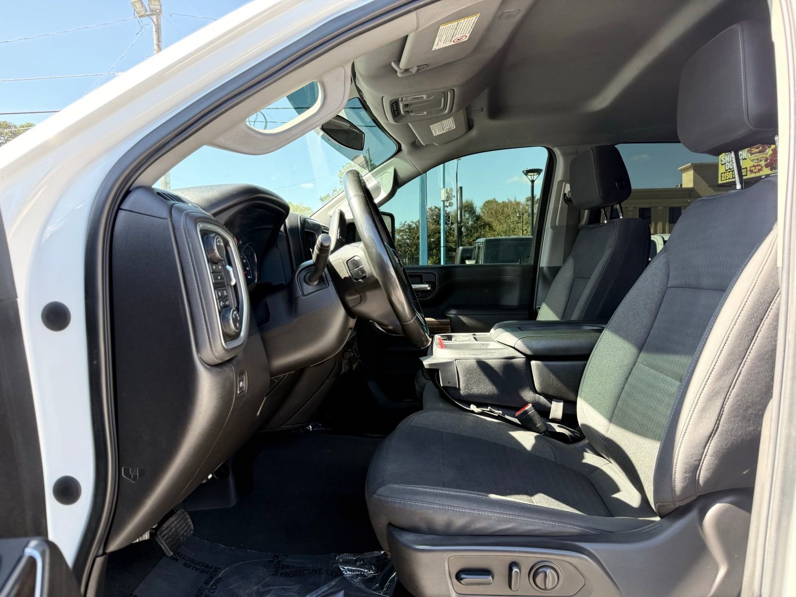 Used 2023 Chevrolet Silverado 2500 LT w/ Convenience Package image 16