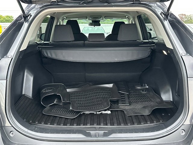 Certified 2022 Toyota RAV4 LE image 6