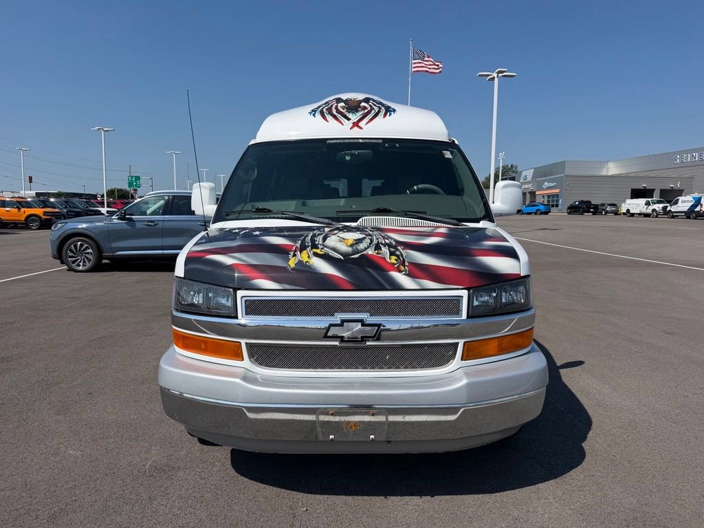 Used 2011 Chevrolet Express 3500 LT w/ LT Preferred Equipment Group RWD image 2