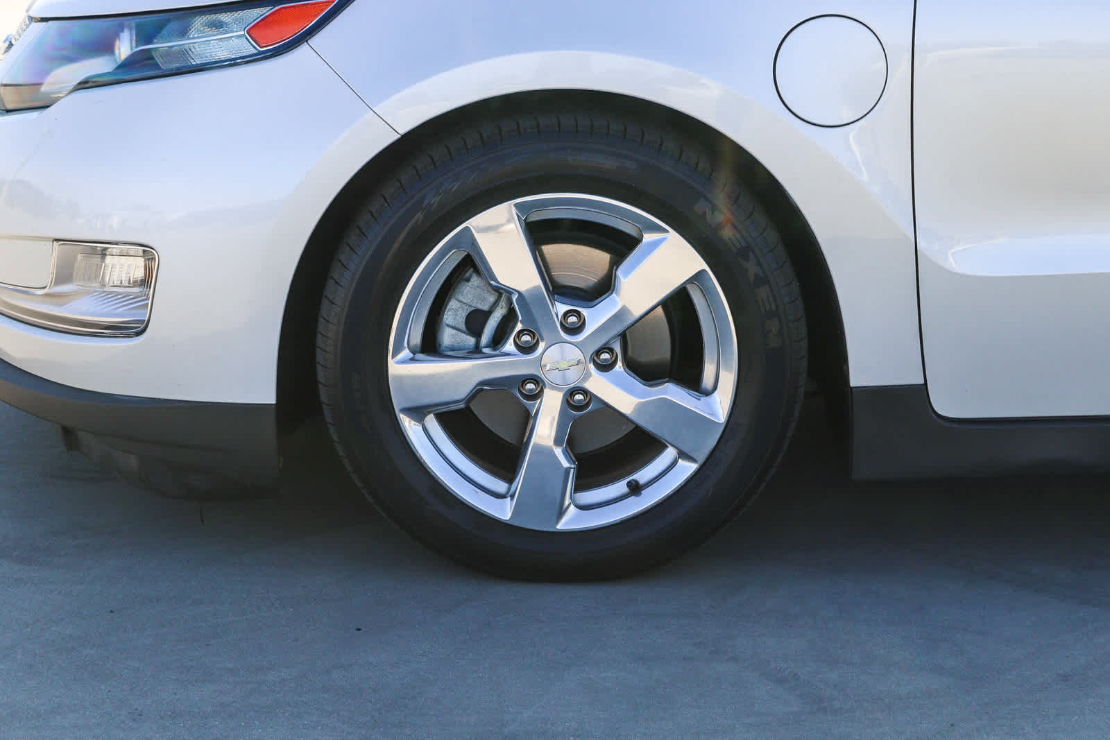 Used 2013 Chevrolet Volt Premium w/ Premium Trim Package FWD image 12