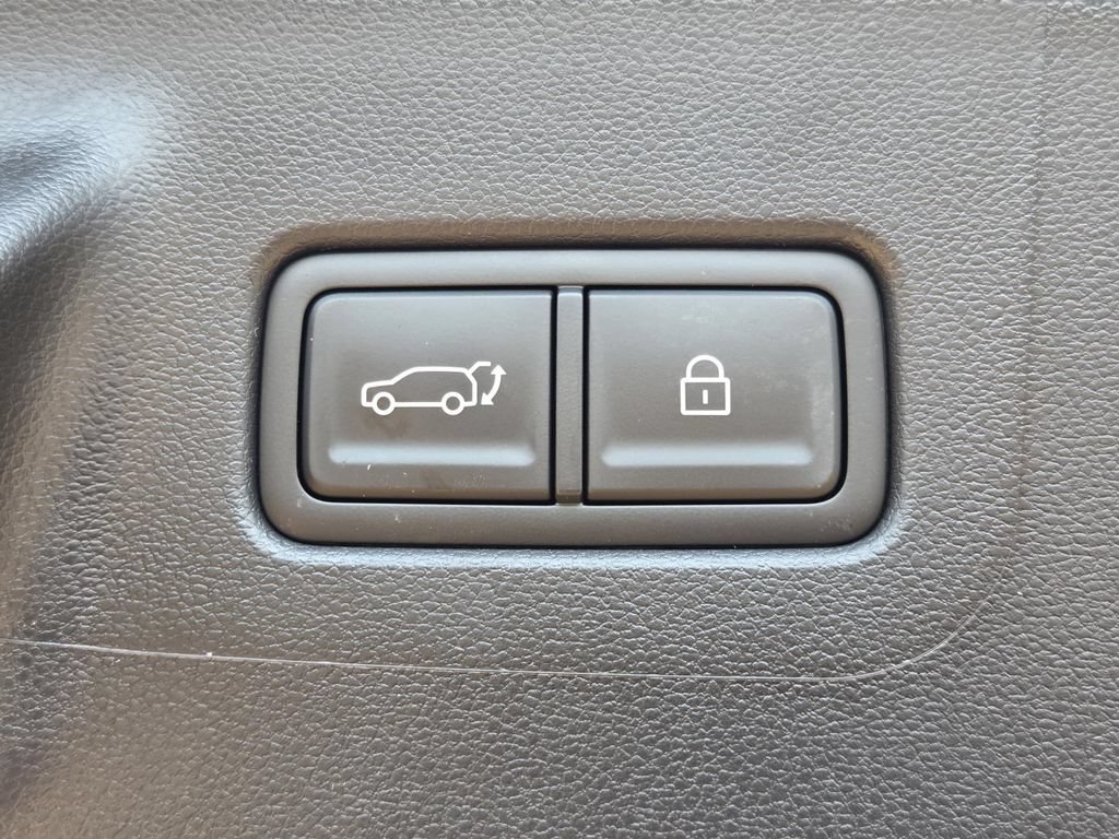 New 2027 Hyundai Santa Fe SE FWD image 7