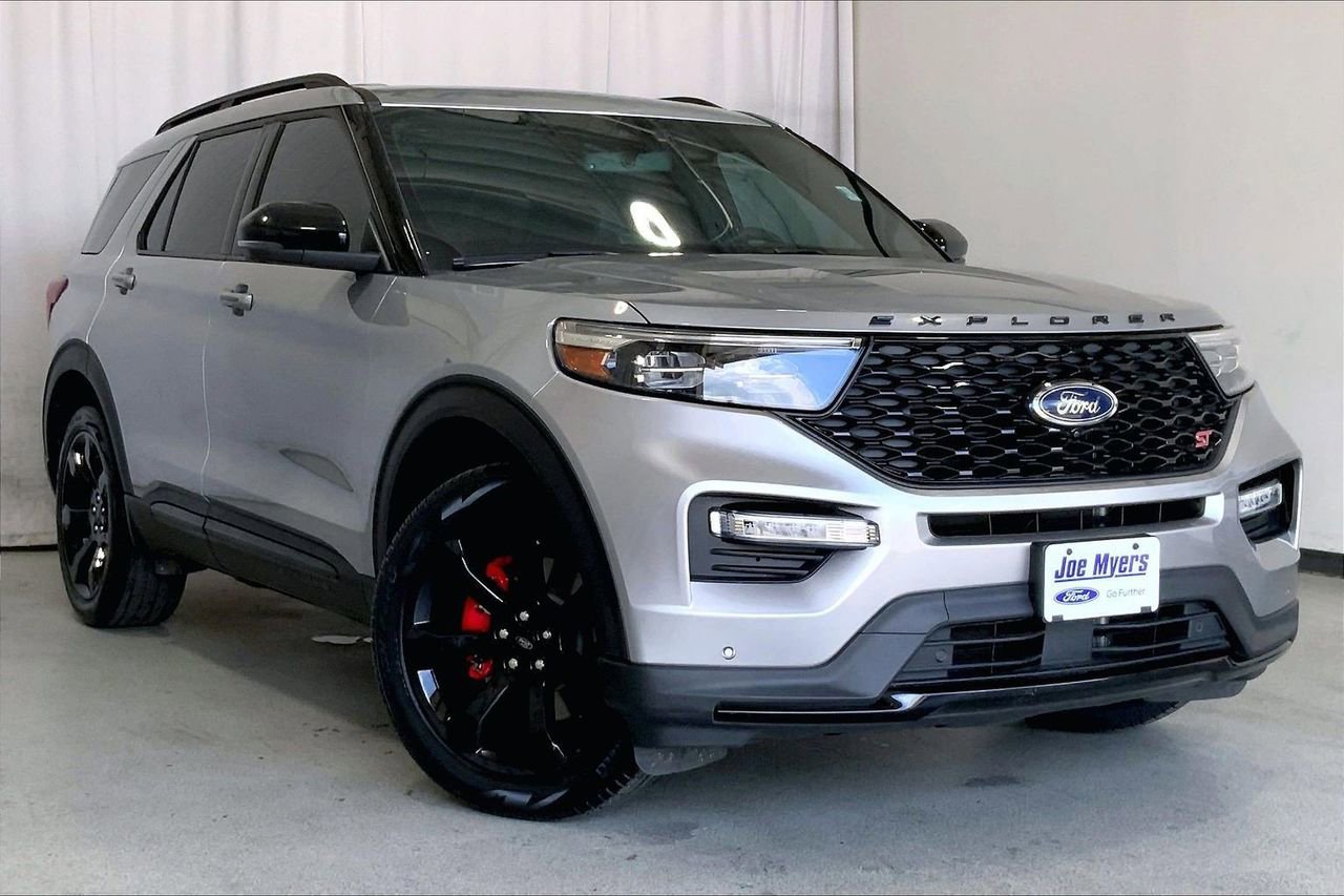 Certified 2023 Ford Explorer ST w/ Equipment Group 401A image 34