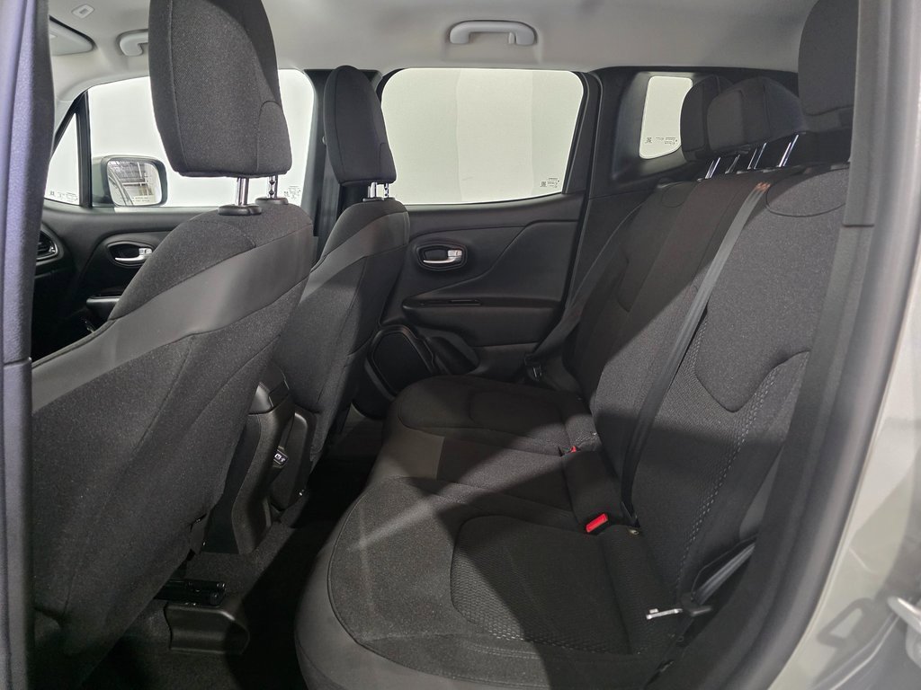 Used 2020 Jeep Renegade Altitude image 19